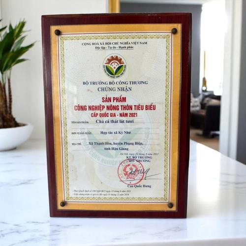 Chứng Nhận Sản Phẩm Công Nghiệp Nông Thôn Tiêu Biểu